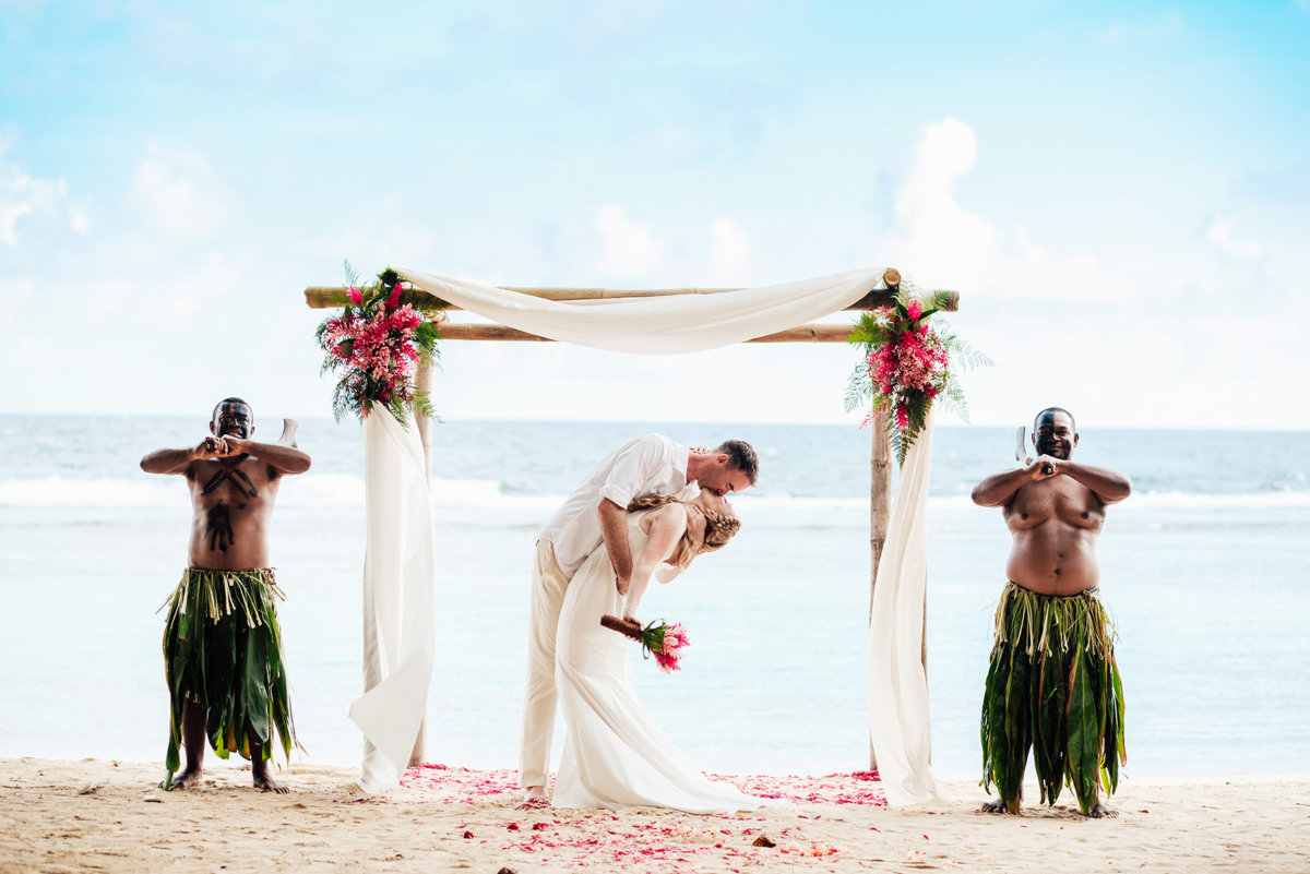 Fiji Elopement Run Away Secretly To Get Married Ideas From Bula