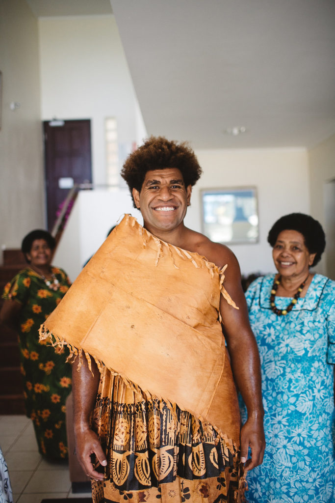 Junior & Candis Fiji Wedding - Bula Bride