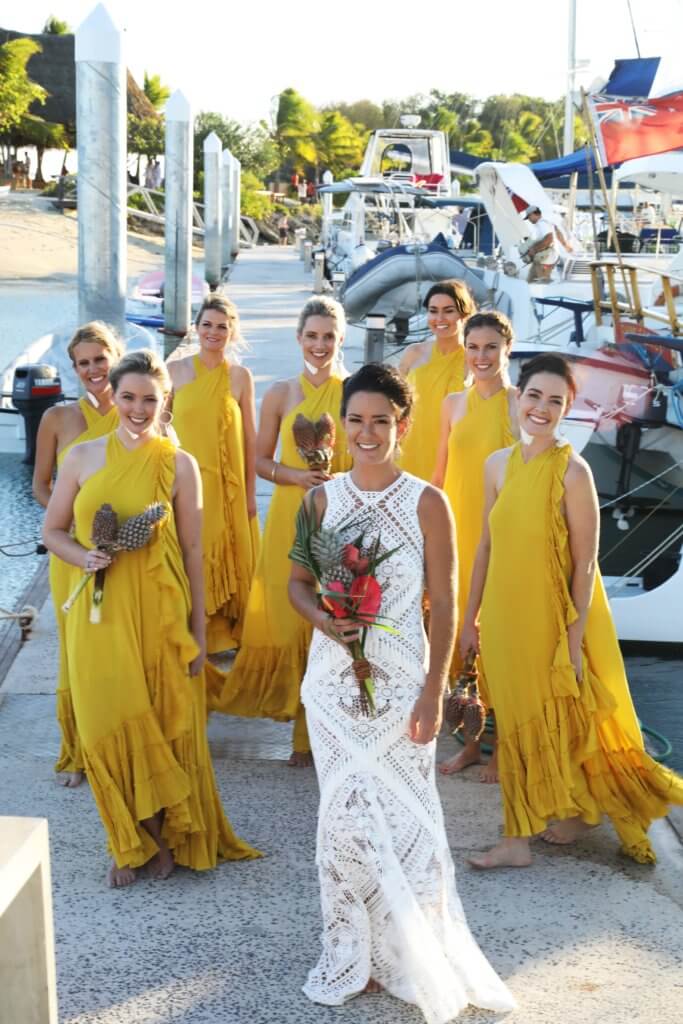 1A&C Party HQ-7218-min - Bula Bride